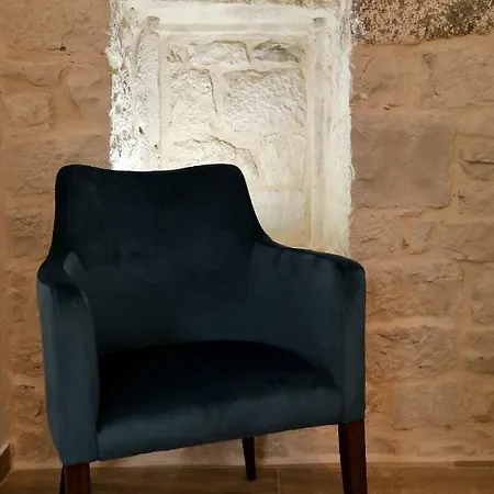 Teuta 3* Trogir