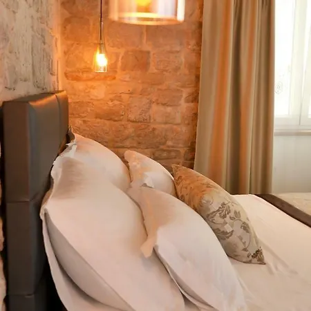 Casa de hóspedes Teuta 3*