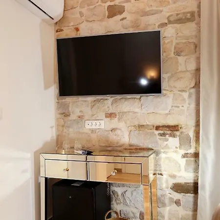 Teuta 3* Трогир