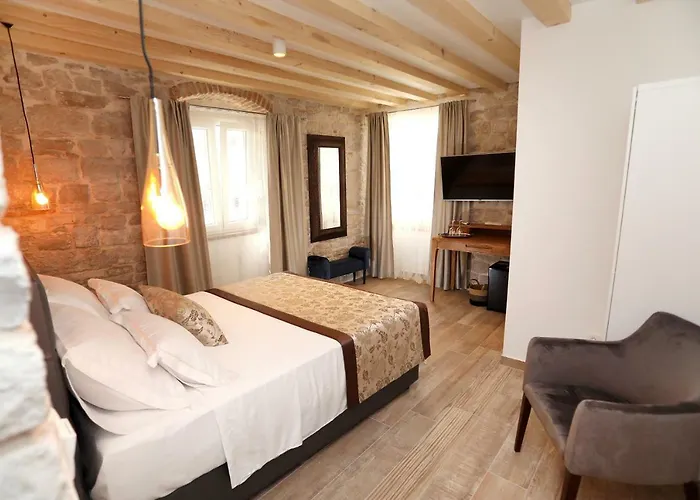 Teuta 3* Trogir